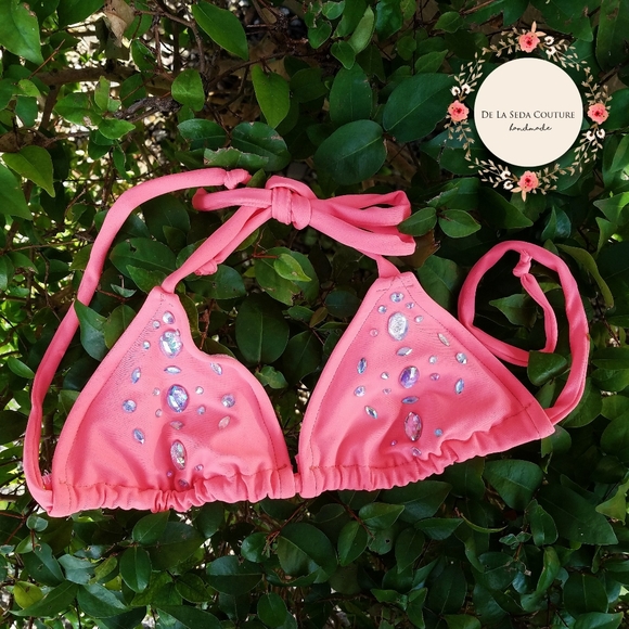 🆕️ Handmade Bikini Top - Picture 1 of 2